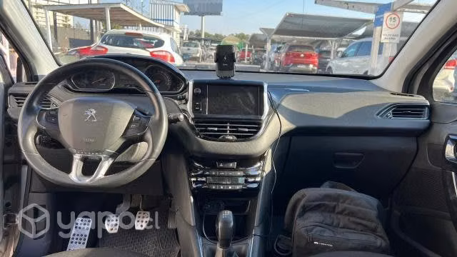 Peugeot 208 2015 - Imagen 6