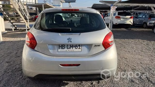 Peugeot 208 2015 - Imagen 4
