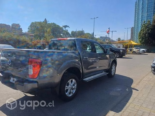 Nissan navara 2021