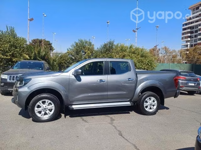 Nissan navara 2021
