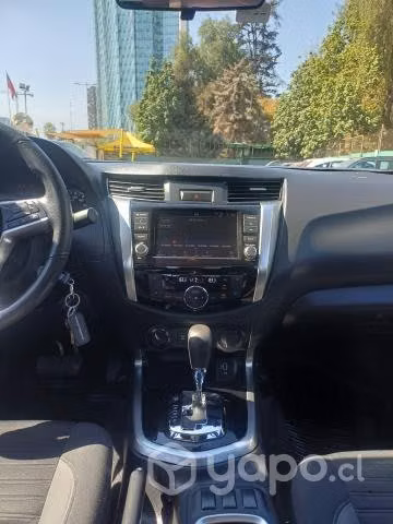 Nissan navara 2021