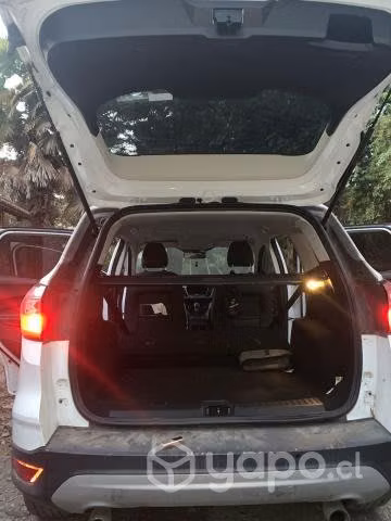 FORD ESCAPE 2019 automático - Imagen 5