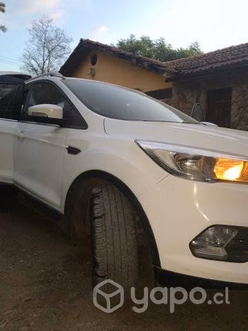 FORD ESCAPE 2019 automático - Imagen 7