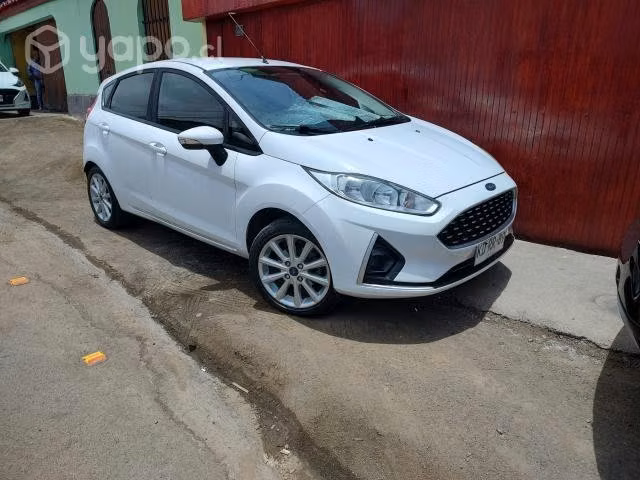 Ford fiesta 2018 full equipo
