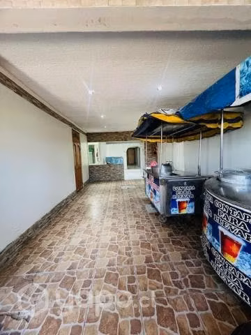 Casa amplia sector norte rubro comercial