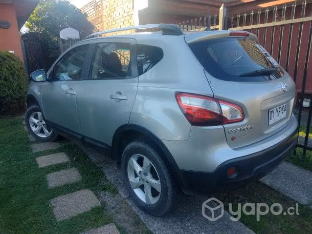 NISSAN QASHQAI 2012 buenas condiciones