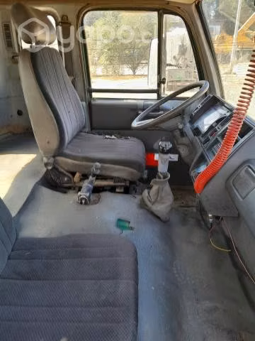 Camión Aljibe Nissan CWB-450 HDLA Año 1996