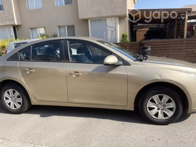 Chevrolet Cruze 1.8 en excelente estado