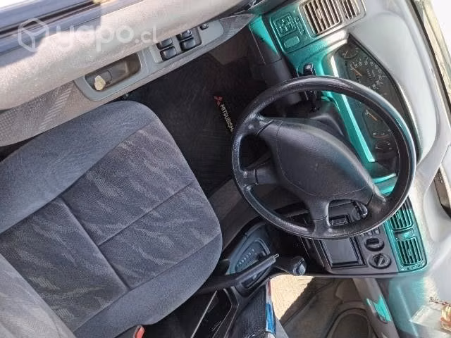 Mitsubishi Galant, año 2006