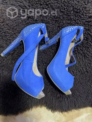 Tacones azul eléctrico