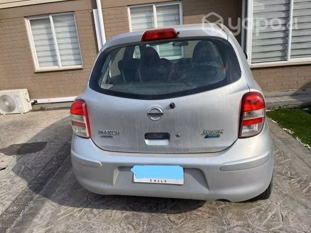 Nissan march 2016