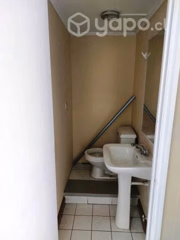 Excelente y amplia oficina centrica