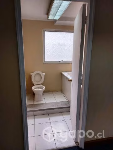 Excelente y amplia oficina centrica