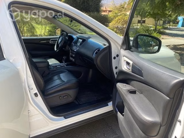 Vendo Nissan Pathfinder 2014