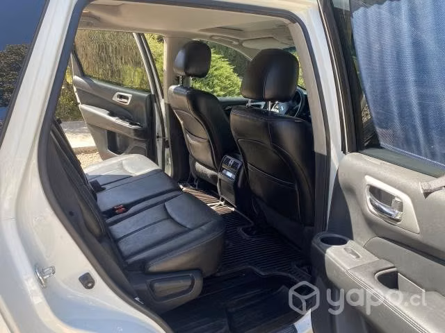 Vendo Nissan Pathfinder 2014