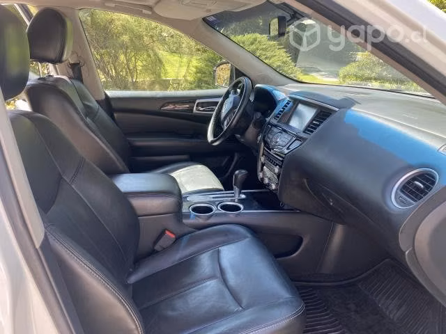 Vendo Nissan Pathfinder 2014