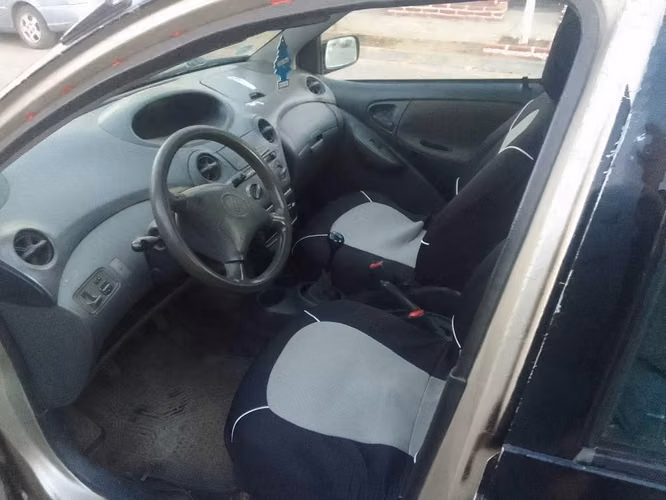 Toyota yaris - Imagen 2