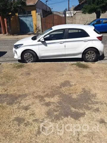 KIA RIO 5 impecable 2019 - Imagen 3