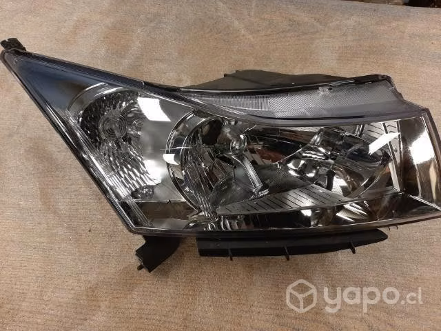 Optico derecho CHEVROKET CRUZE ORIGINAL