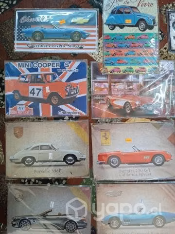 Patentes y cuadros de autos retro