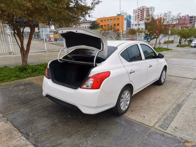 Nissan Versa 2019 SENSE MT CONVERSABLE - Imagen 2