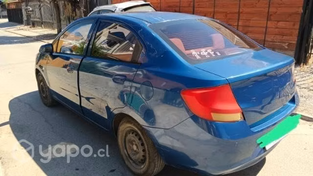 Auto familiar CHEVROLET SAIL 2013 - Imagen 4