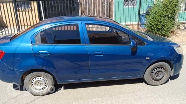 Auto familiar CHEVROLET SAIL 2013 - Imagen 9