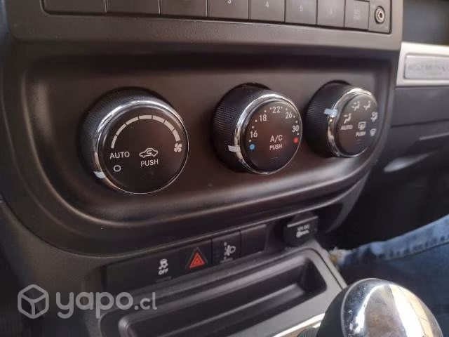 Jeep compass SPORT 2014