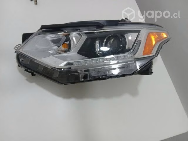 Optico traverse 2018 al 2021 izquierdo sin detalle - Imagen 6