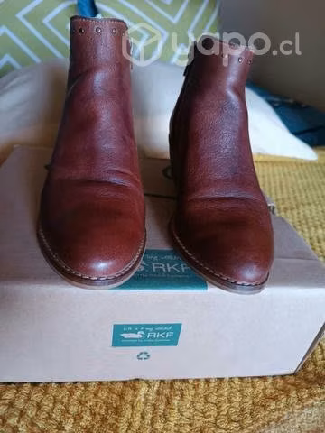 Botines de cuero