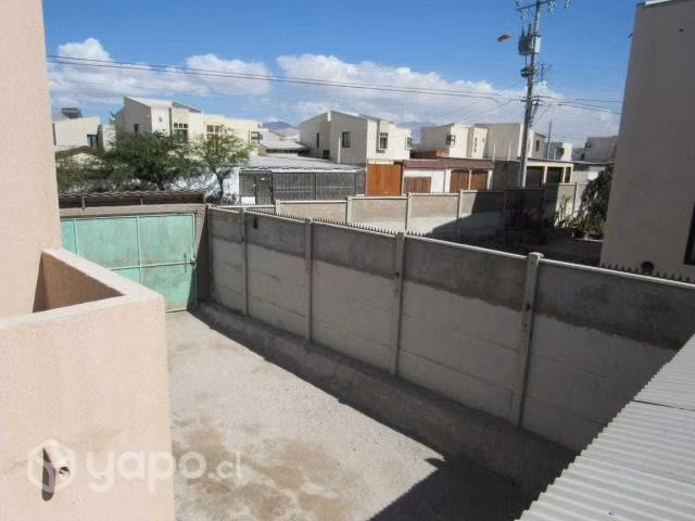 En venta casa 4 habitaciones Villa Los Volcanes