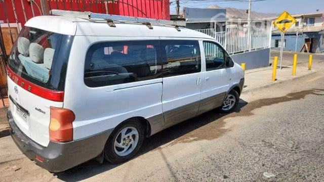 Vendo Furgón JAC año 2014 CONVERSABLE