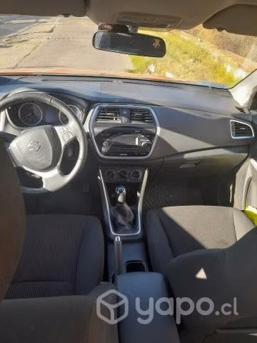 Vendo suzuki s cross 1.6 gl mecánico 2017