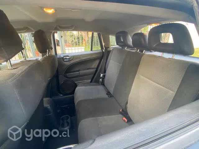 Station wagon dodge caliber 2.0 poco uso full