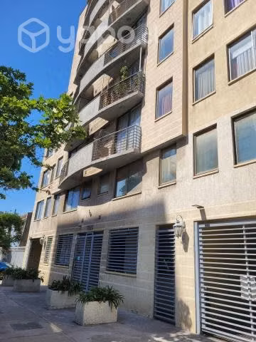 Arriendo departamento a pasos del metro