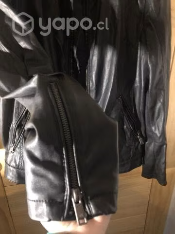 Chaqueta de Cuero Zara