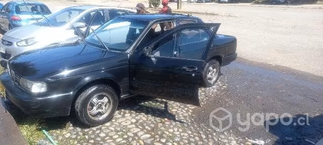 Vendo Taxi Colectivo NISSAN VERSA 2008
