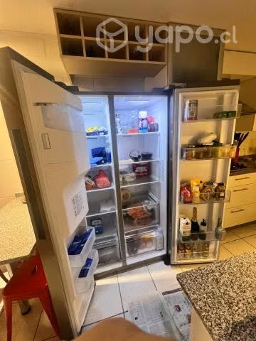Refrigerador side by side SAMSUMG semi nuevo