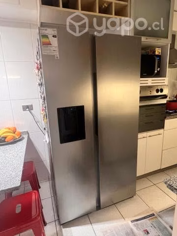 Refrigerador side by side SAMSUMG semi nuevo