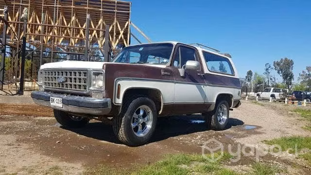 BLAZER K5 motor restaurado al 100%