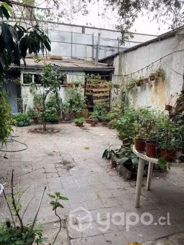 Amplia casa, 6 dormitorios, cercana a 2 Estaciones de Metro - Imagen 16