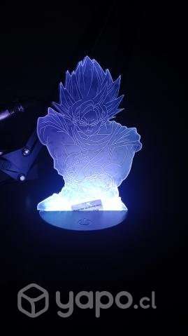 Lámpara figura GOKU - Imagen 4