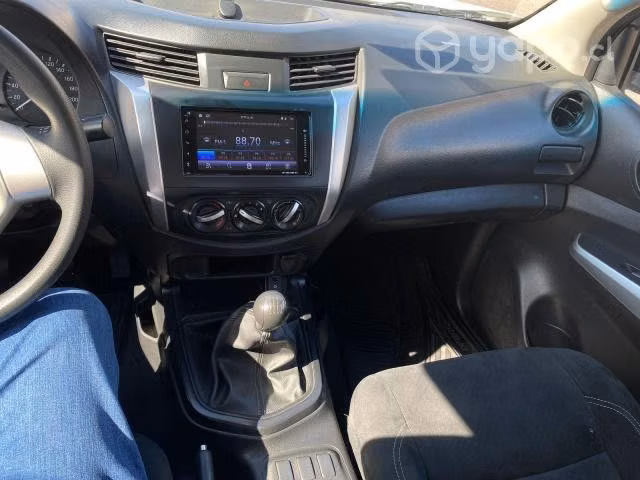Nissan np300 2019