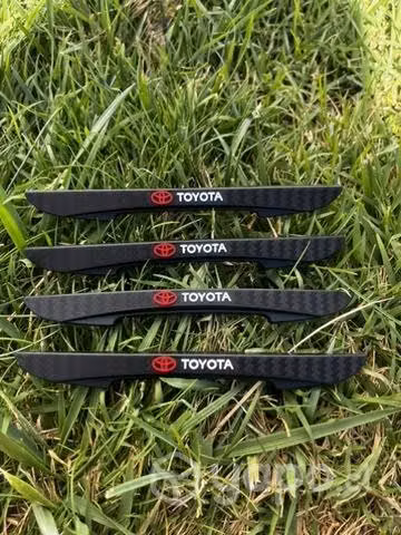 Tope puertas de auto Toyota