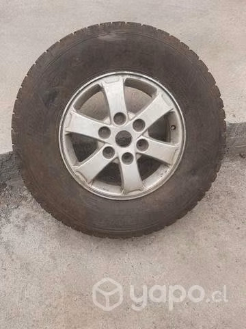 Repuesto l 200 neumatico con llanta