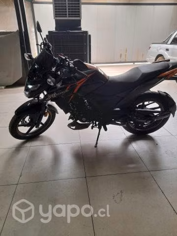 Honda X Blade 160 como nueva