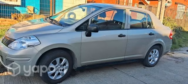 Nissan Tiida 2012 conversable