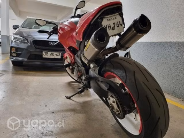 Ducati monster 796