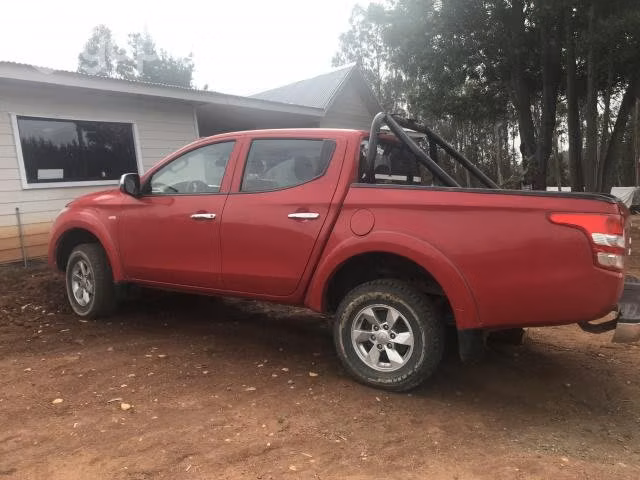 Mitsubishi l200 2018