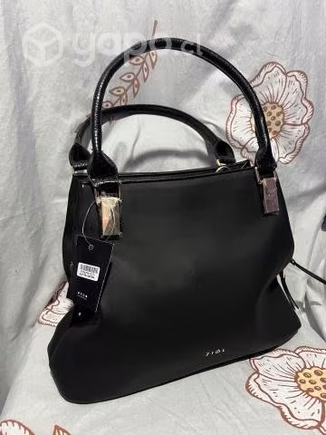 Cartera y mochila
